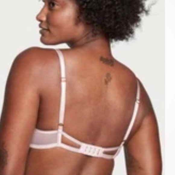 VICTORIAS SECRET Floral Heart Embroidery bra and garter - Picture 6 of 9